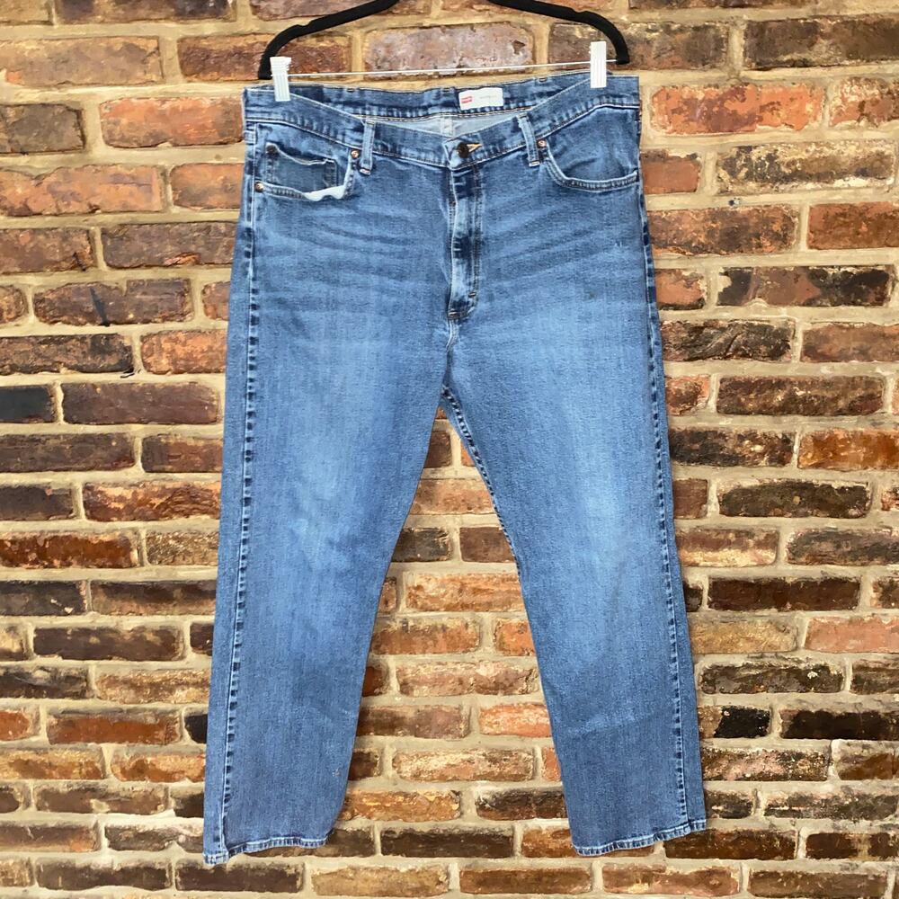 Wrangler Medium Wash Blue Denim Relaxed Fit Jeans Men's Size 38x32